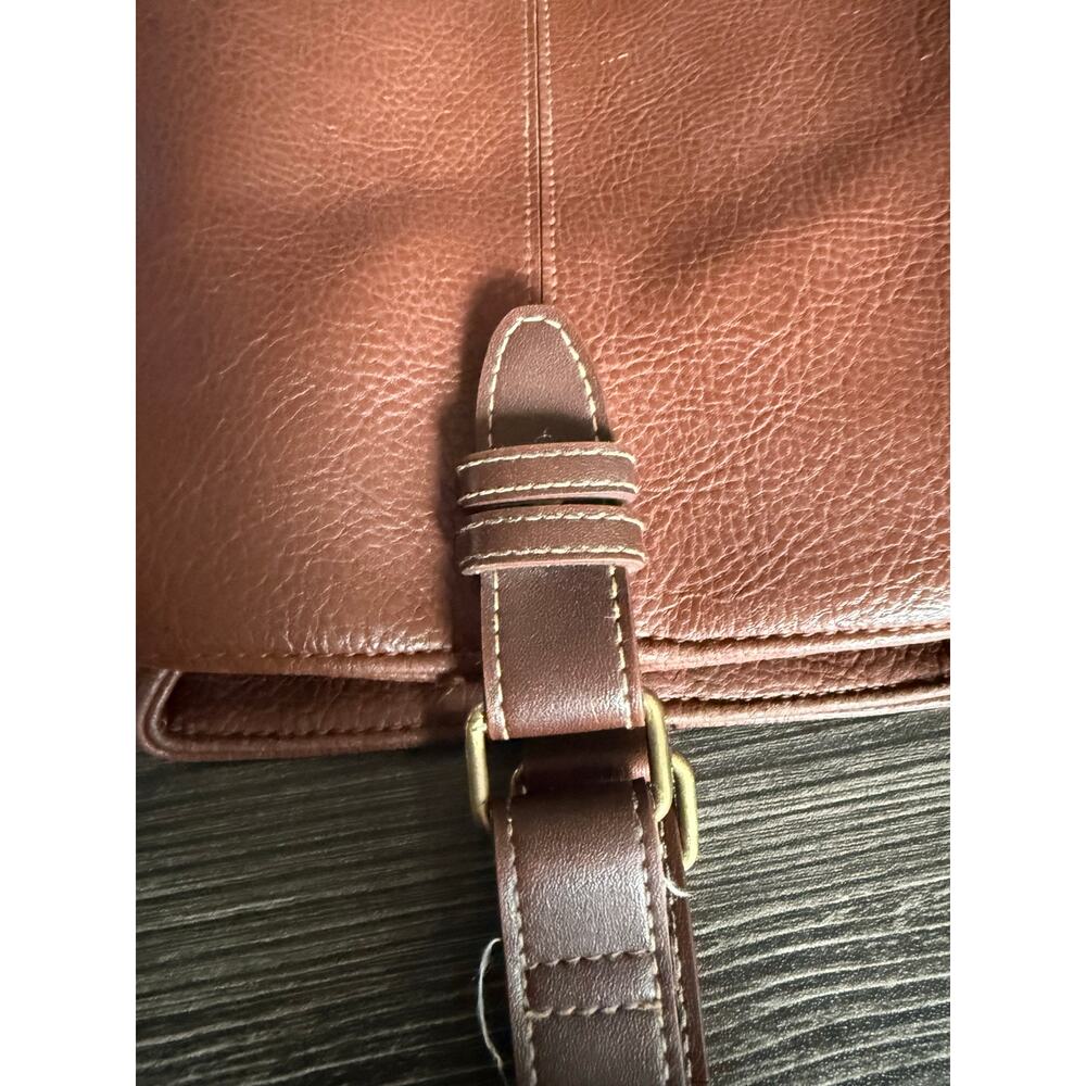 6/$25 Vintage LIZ by Liz Claiborne Brown Faux Leather Single Strap Backpack - Picture 6 of 9